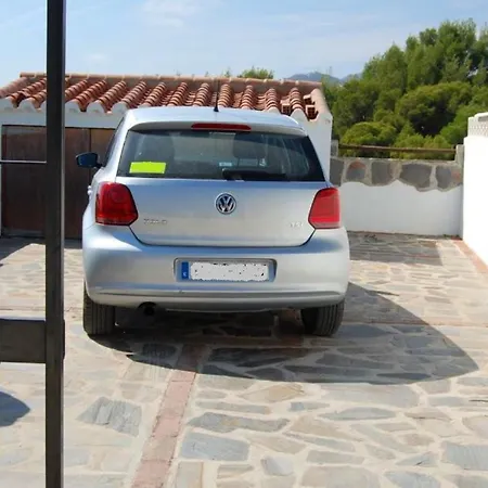 Lovely Rustic Whit Pool Holiday home Frigiliana